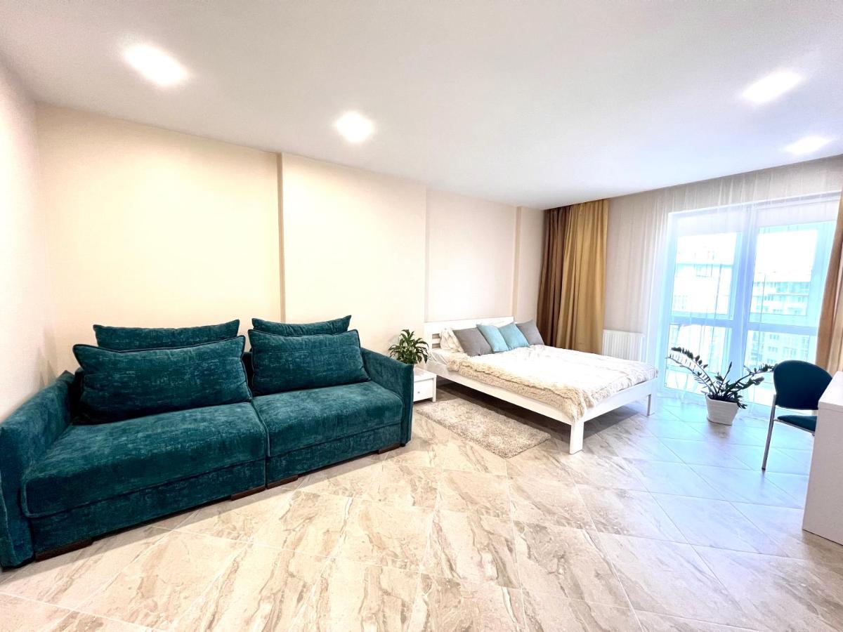 Osapart Romantic Apartment In The Complex Great Britain Leopoli Esterno foto