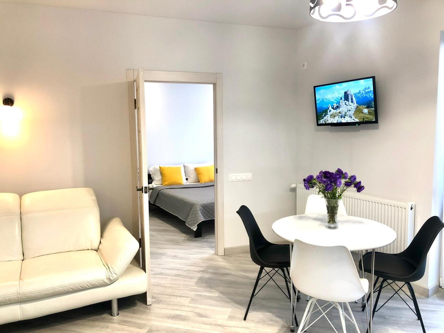 Osapart Romantic Apartment In The Complex Great Britain Leopoli Esterno foto