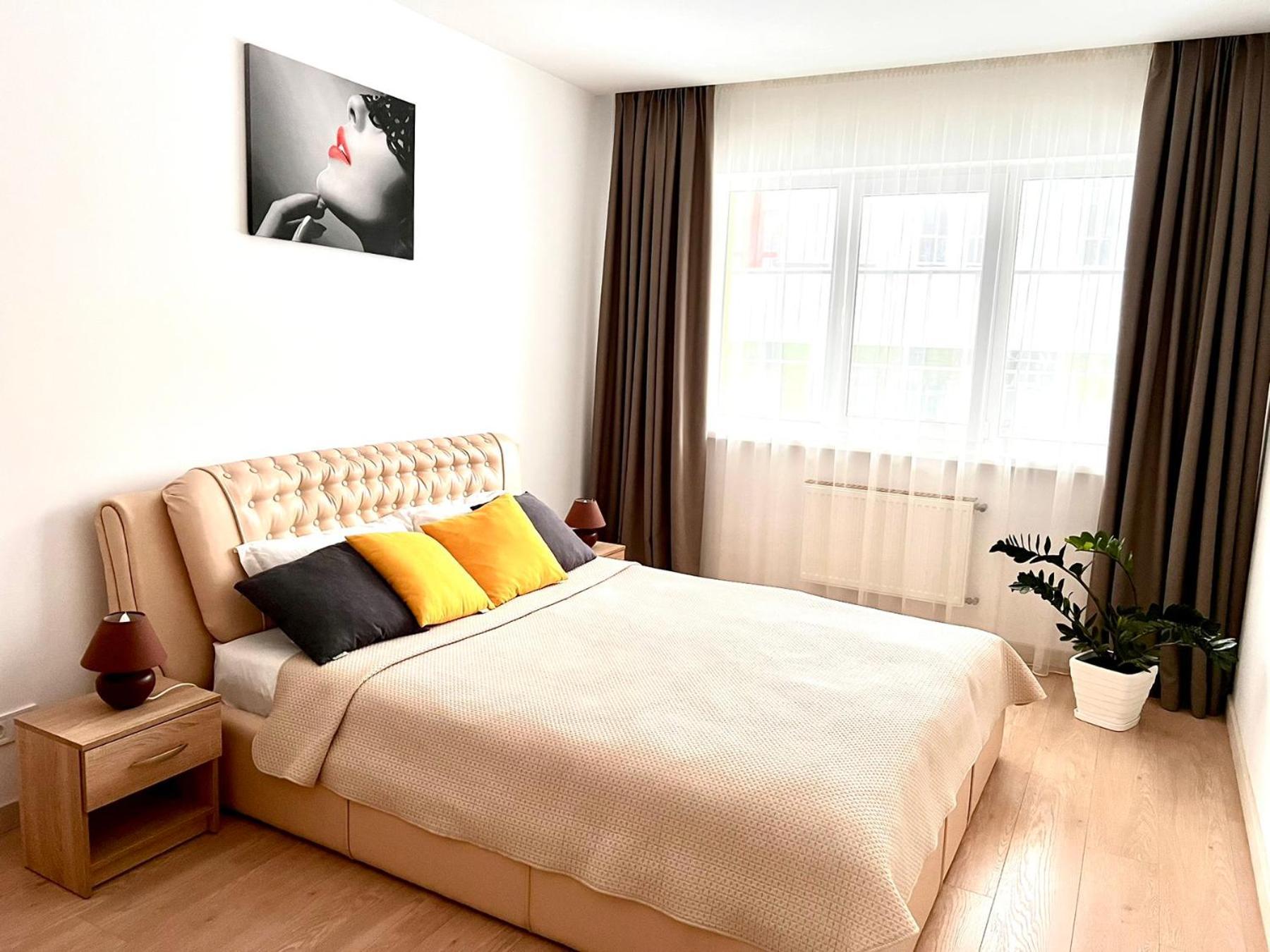 Osapart Romantic Apartment In The Complex Great Britain Leopoli Esterno foto